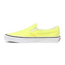 Vans - Unisex Classic Slip On Shoes (4U38WT7) -TrekWear Sales Shop Vans Unisex Classic Slip On 4U38WT7 03 a59710fe a8cc 4a34 83b6 887c16adc745
